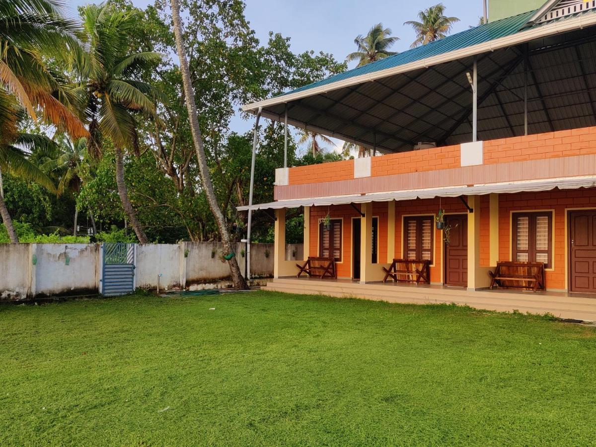 Wind &Waves Apartamento Kollam Exterior foto